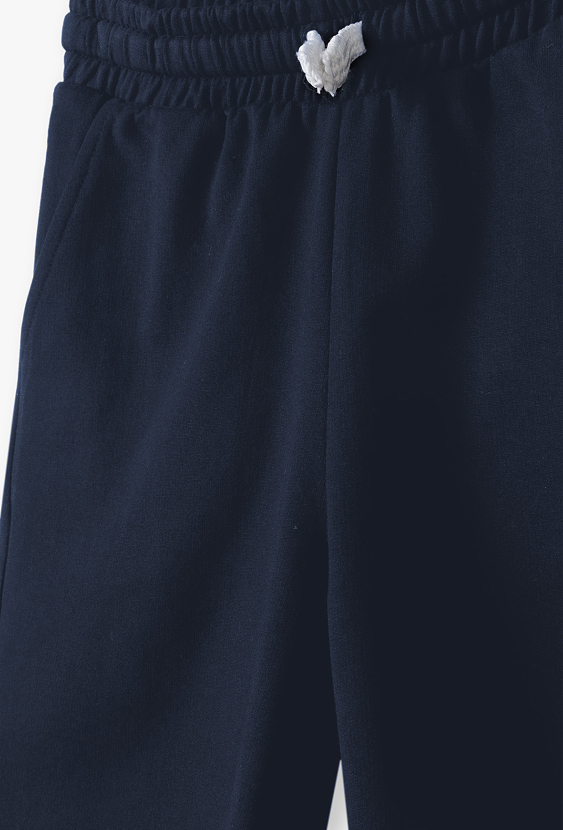 Granatowe proste szorty chłopięce