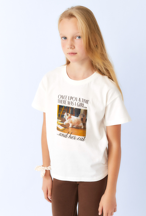 Koszulka dziewczęca z nadrukiem kota i napisem