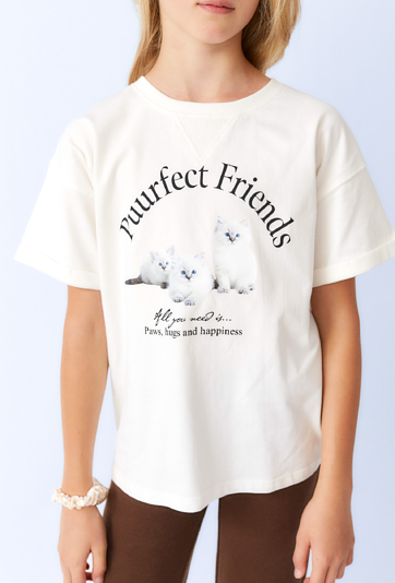 Dziewczęca koszulka z nadrukiem kotków