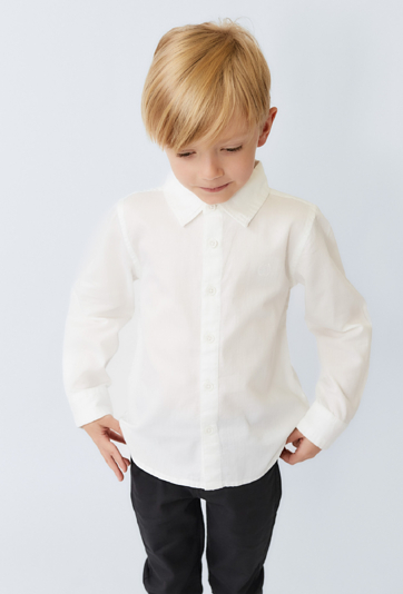 Biała koszula chłopięca z haftem