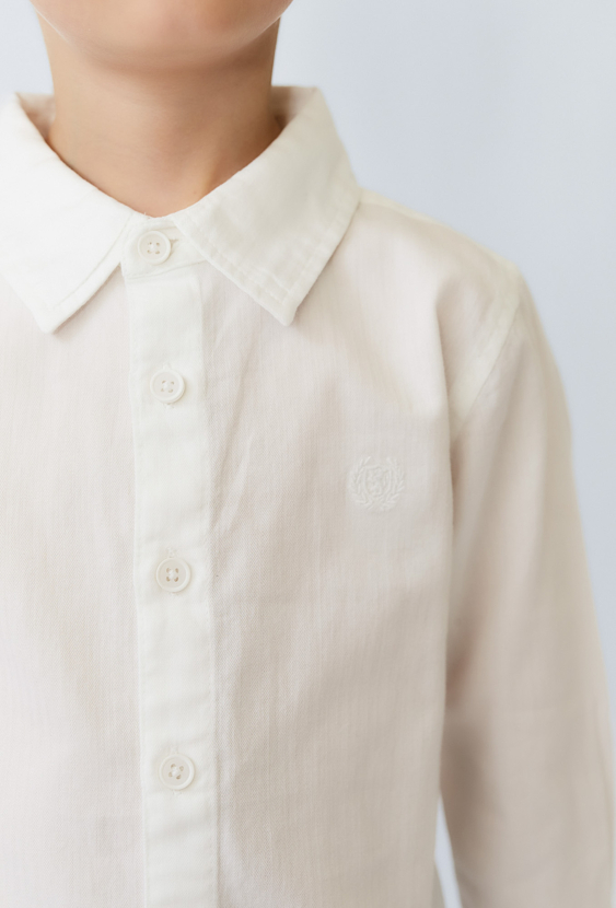 Biała koszula chłopięca z haftem