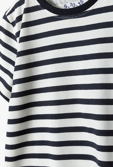 T-shirt  w czarno-białe paski