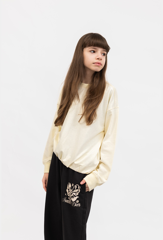 Bluza dziewczęca bombka z opuszczonymi ramionami