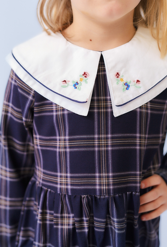 Granatowa sukienka w kratę - Limited Edition