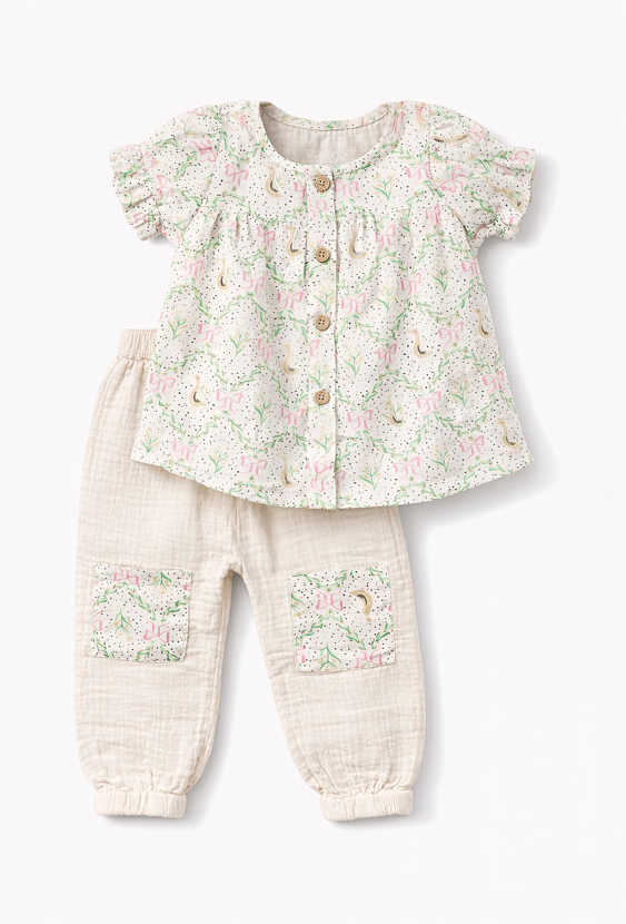 Komplet niemowlęcy dla dziewczynki