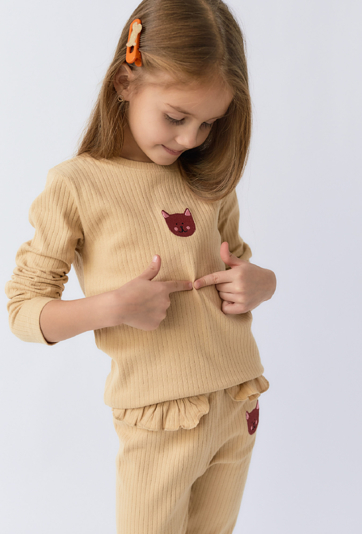 Bluzka dziewczęca z długim rękawem i aplikacją kotka