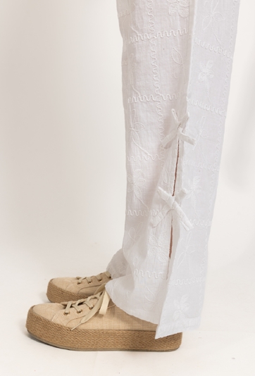 Eleganckie spodnie dziewczęce z szerokimi nogawkami