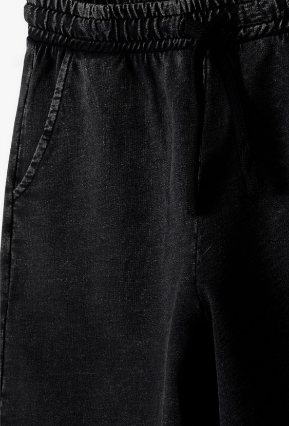 Szorty 3/4 dla chłopca – spodenki basic za kolano