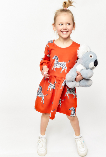 Sukienka z nadrukiem - rękaw 3/4