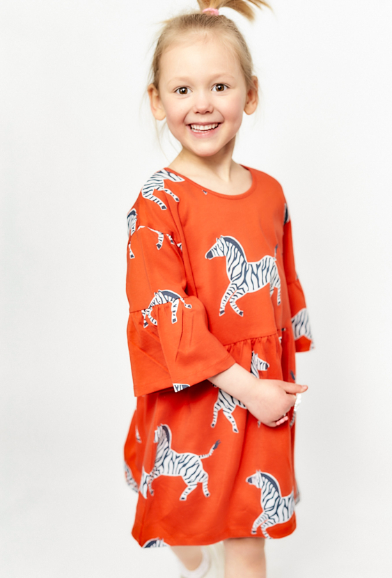 Sukienka z nadrukiem - rękaw 3/4