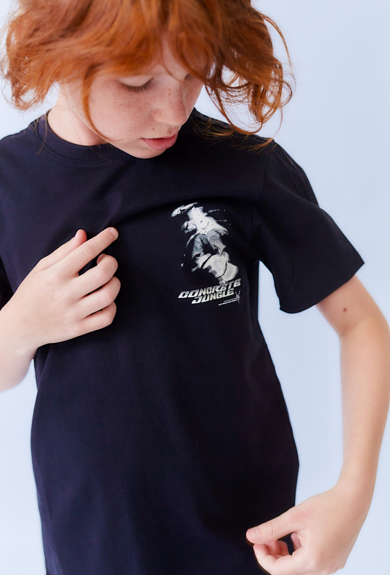 Koszulka chłopięca czarna z nadrukiem