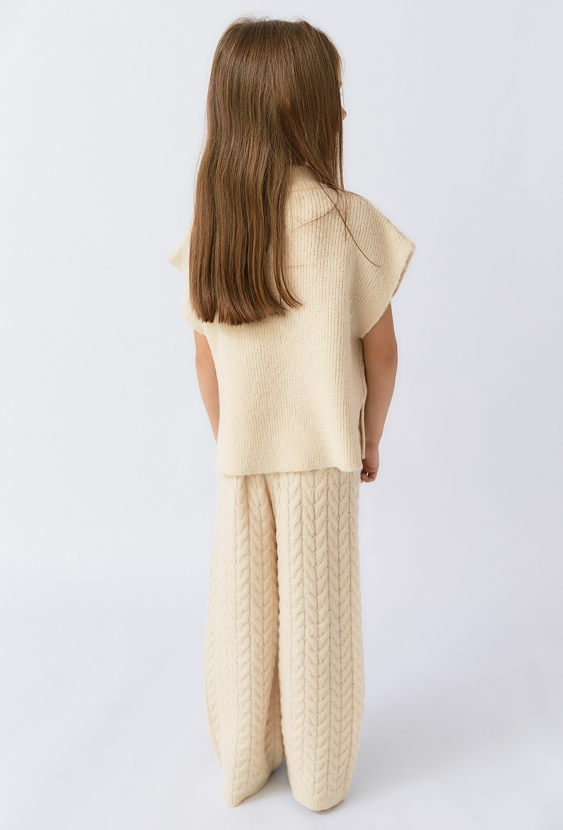 Swetrowe spodnie dziewczęce ecru – krój wide leg