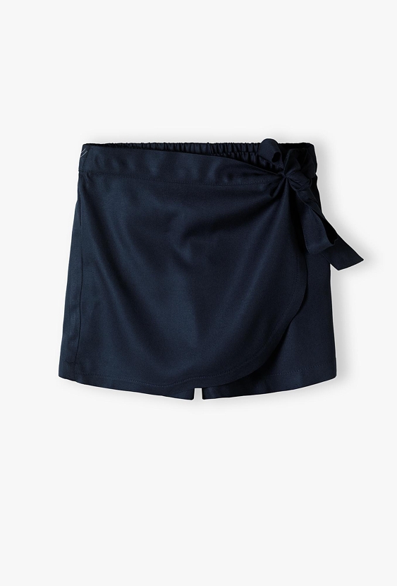 Spódnico-spodnie dziewczęce z wiązaniem – eleganckie szorty