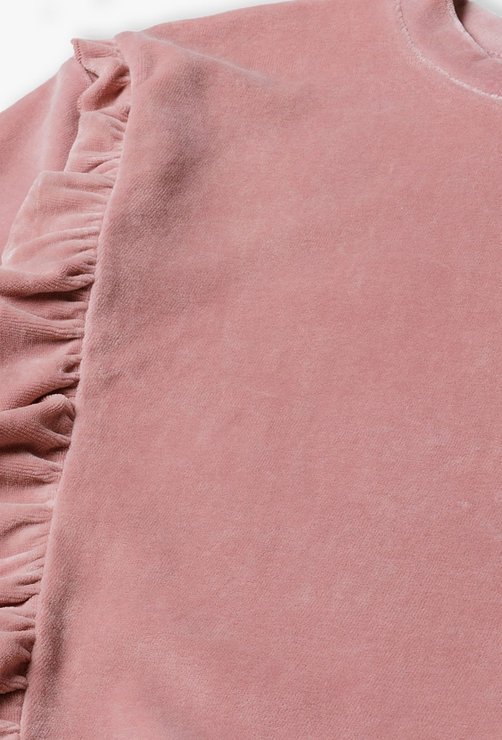 Różowa welurowa bluza dresowa z falbankami