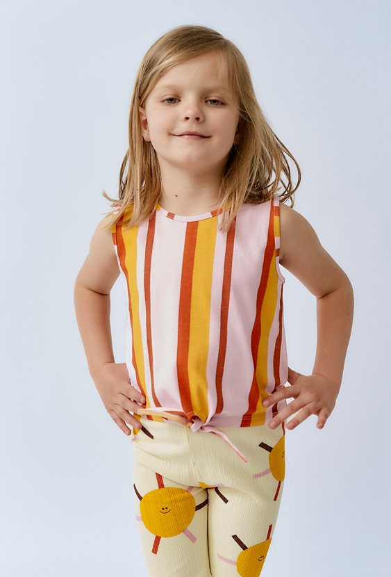 Kolorowa koszulka bez rękawów