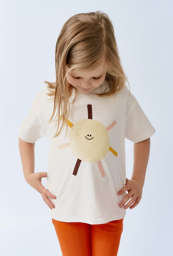 T-shirt z nadrukiem słońca