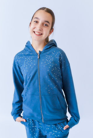 Niebieska bluza dziewczęca z kapturem i dżetami