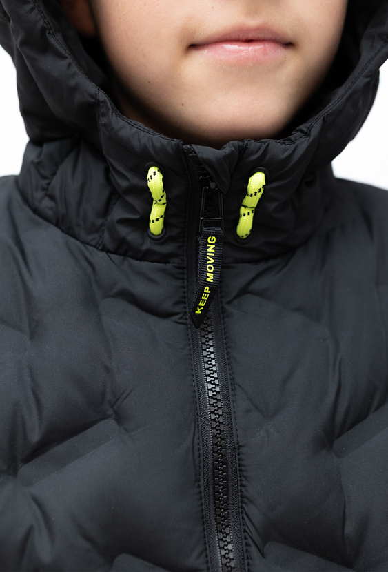 Kurtka przejściowa pikowana dla chłopca