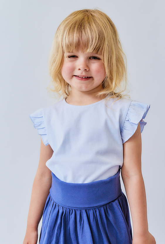 Koszulka z falbankami na ramionach