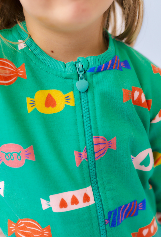 Zielona bluza dziewczęca rozpinana z nadrukiem w cukierki