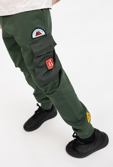 Spodnie dresowe regular z kieszeniami cargo