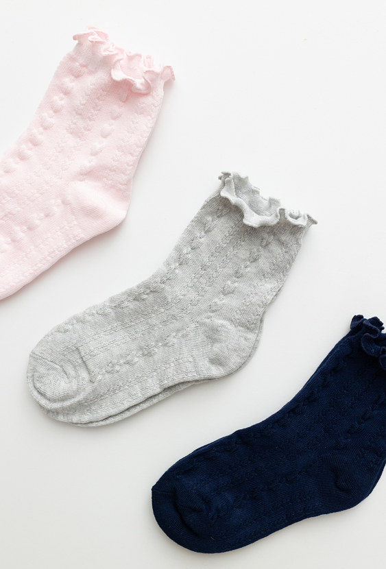 Skarpety dziewczęce 3-pak – serduszka, ozdobna falbanka.