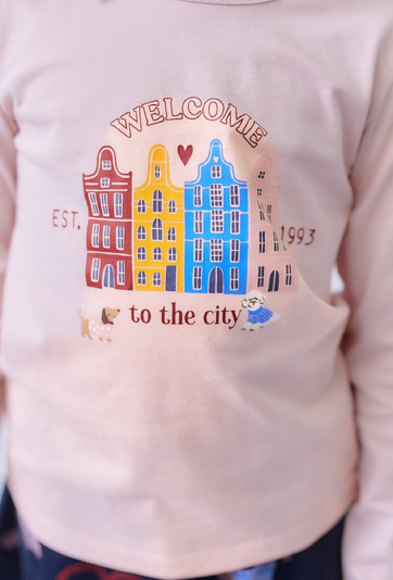 Różowa bluzka z nadrukiem