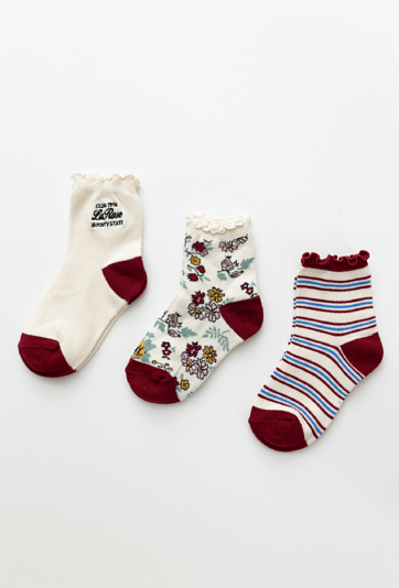 Skarpety dziewczęce 3-pak – kwiatki, paski, bordowe detale.