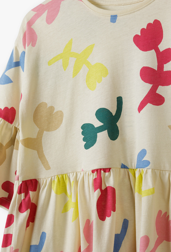 Sukienka dziewczęca z krótkim rękawem – w kolorowe kwiaty