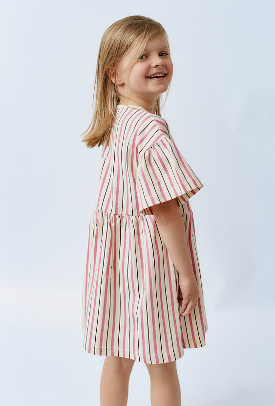 Sukienka w paski z krótkim rękawem