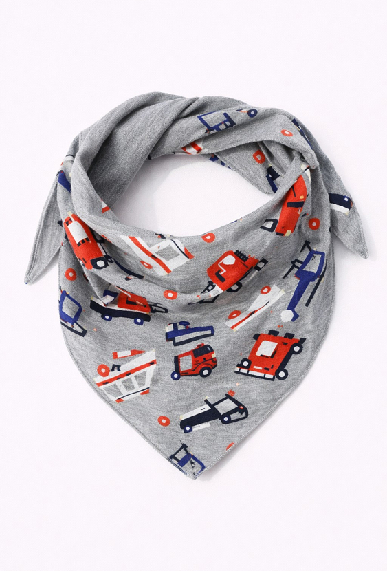 Chustka dziecięca dla chłopca z printem w samochody