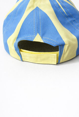 Czapka z daszkiem dziewczęca w paski