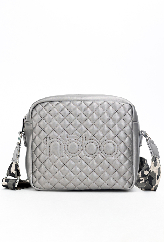 Srebrna pikowana listonoszka NOBO z ozdobnym paskiem