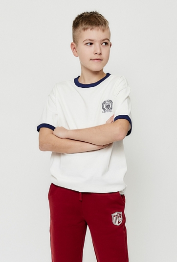 T-shirt dla chłopca - biały z naszywką - Limited Edition
