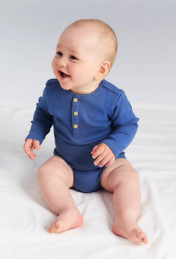 Body w prążki - niebieskie z długim rękawem - 5.10.15.