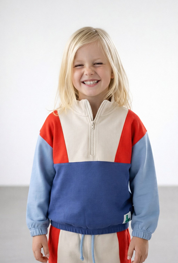 Bluza chłopięca comfort ze stójką i zamkiem do połowy