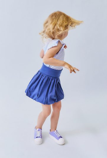 Spódniczka z szerokim pasem