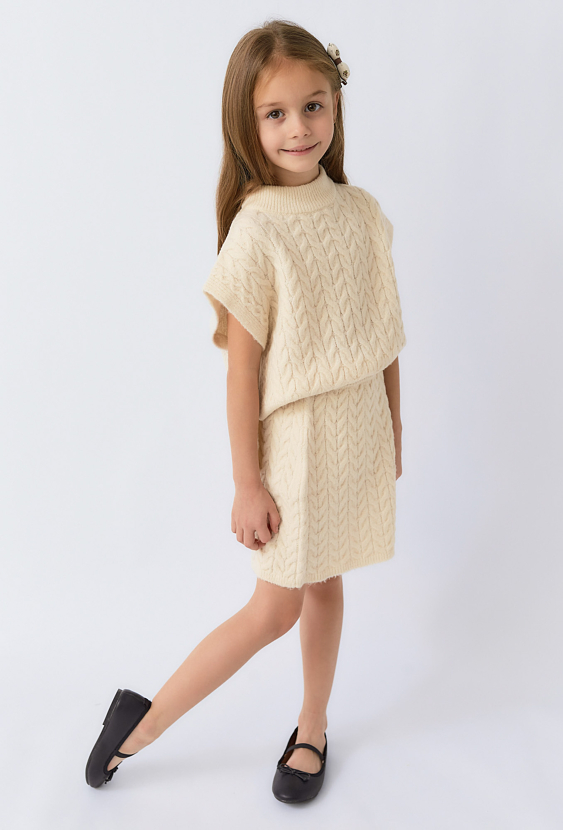 Spódnica dziewczęca swetrowa – ecru z warkoczowym splotem