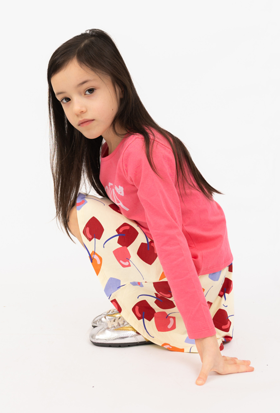 Spódniczka dziewczęca w czereśnie