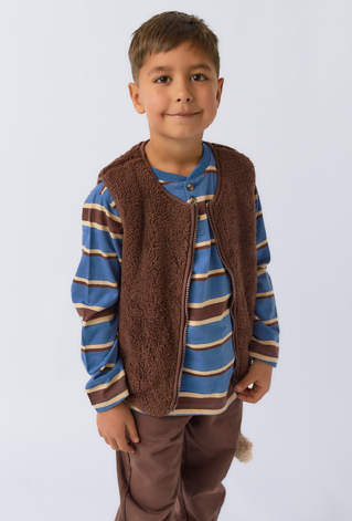 Brązowa kamizelka chłopięca z futerka