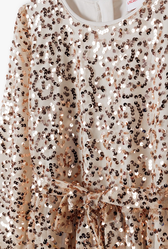 Cekinowa sukienka z długim rękawem