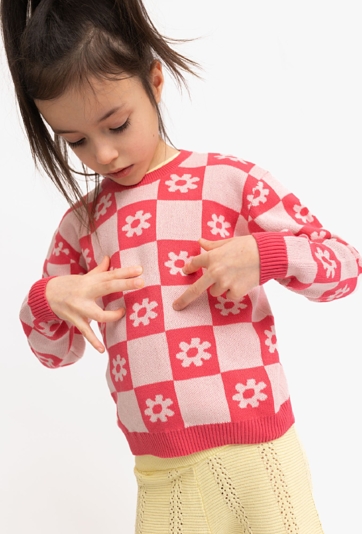 Sweter dla dziewczynki w szachownicę