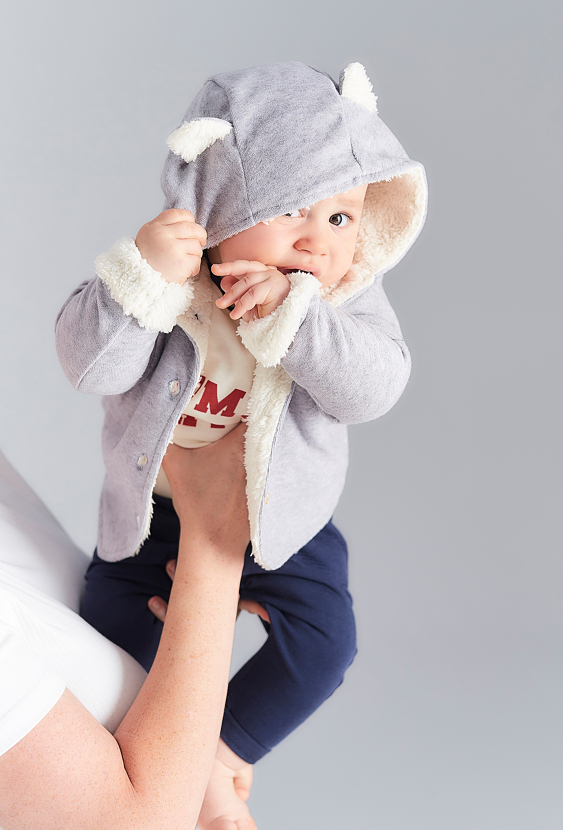 Szara bluza dresowa niemowlęca z kapturemi - 5.10.15.