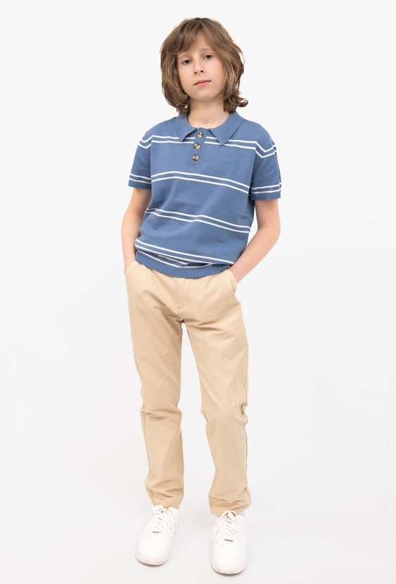Chinosy regular dla chłopca –  regulacja w pasie