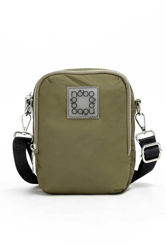 Zielona listonoszka z kieszeniami i regulowanym paskiem.