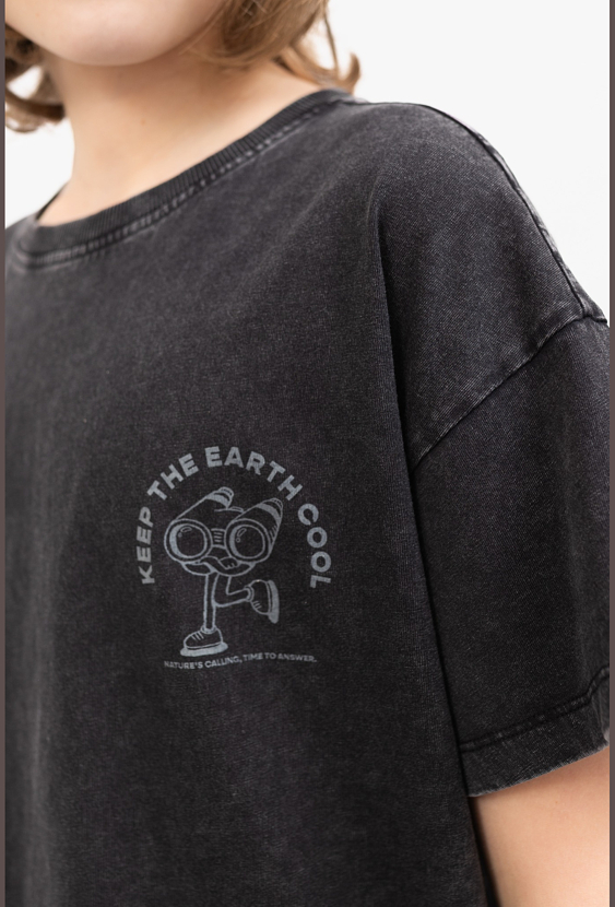 T-shirt oversize z efektem sprania „Lornetka”