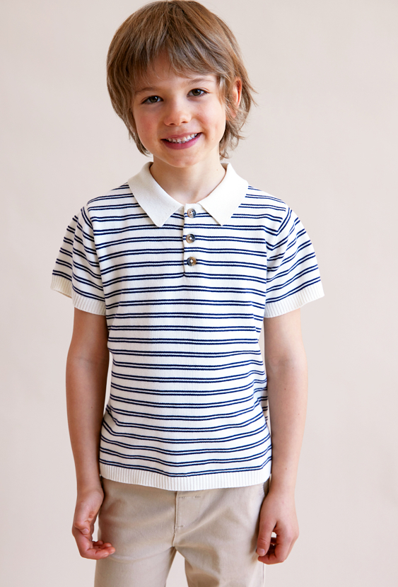 Koszulka chłopięca z kołnierzykiem - biało-granatowe paski