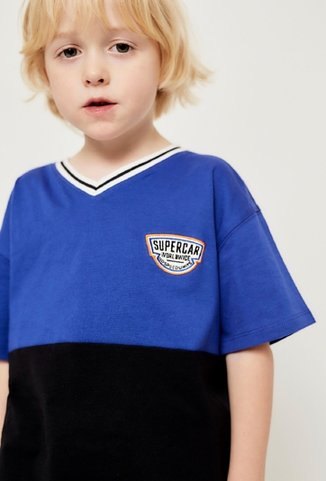 Granatowo-czarny t-shirt w serek - Limited Edition