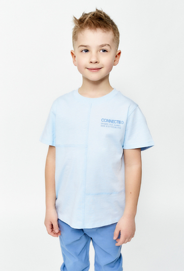 Jasnoniebieski t-shirt z przeszyciami