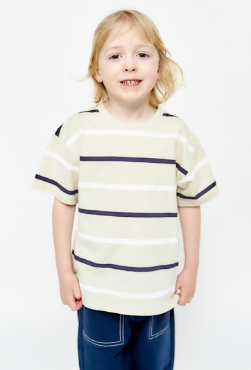 T-shirt chłopięcy w poziome paski